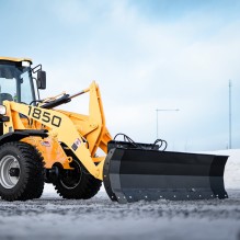 Brøyteskjær 2,5m, boltet stort BM- feste